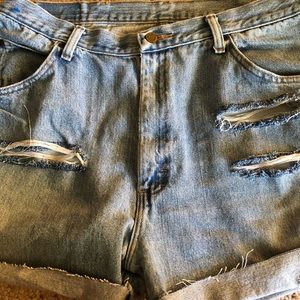 Vintage High Waisted Wrangler shorts